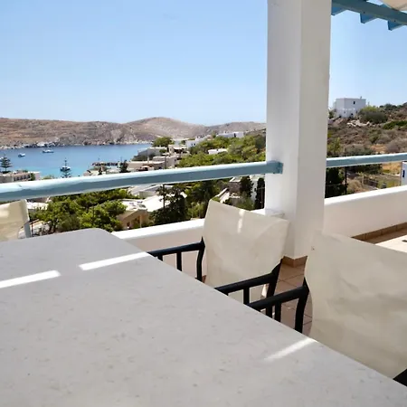 Lejlighed View & Chill Syros Vári